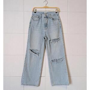 Neukkimpyo light wash wide leg distressed jeans – Made in Korea